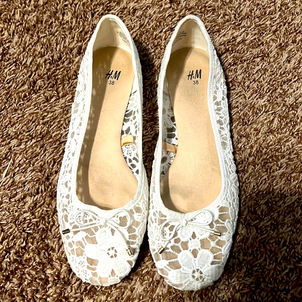 H&M white lace flats